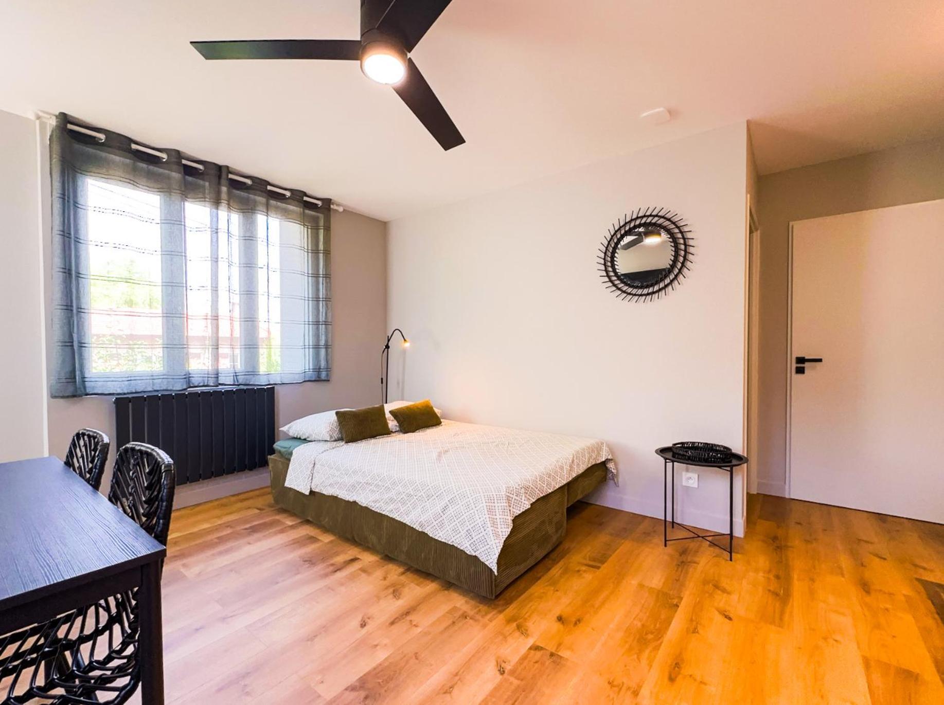 Serenity Suite Vénissieux Екстериор снимка